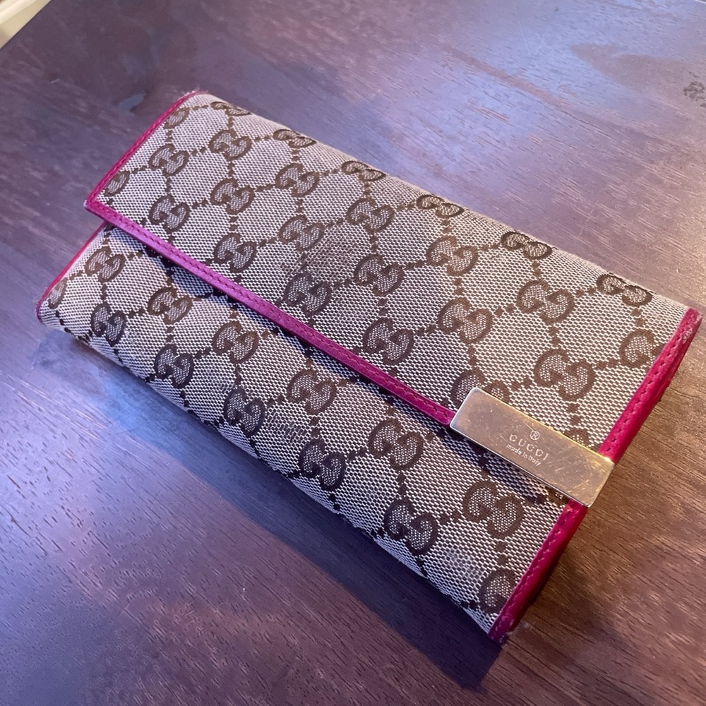 Gucci Canvas Wallet Bifold